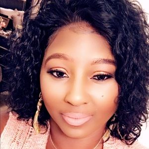 Meet your Posher, Charmaine